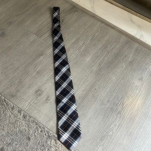 Authentic Burberry 100% Silk tie